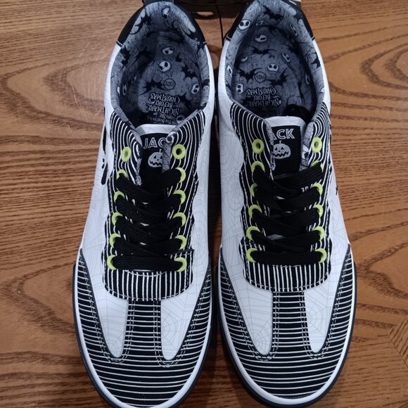 Disney Tim Burton's Nightmare Before Christmas low top shoes Size 10 1/2 - Picture 3 of 5